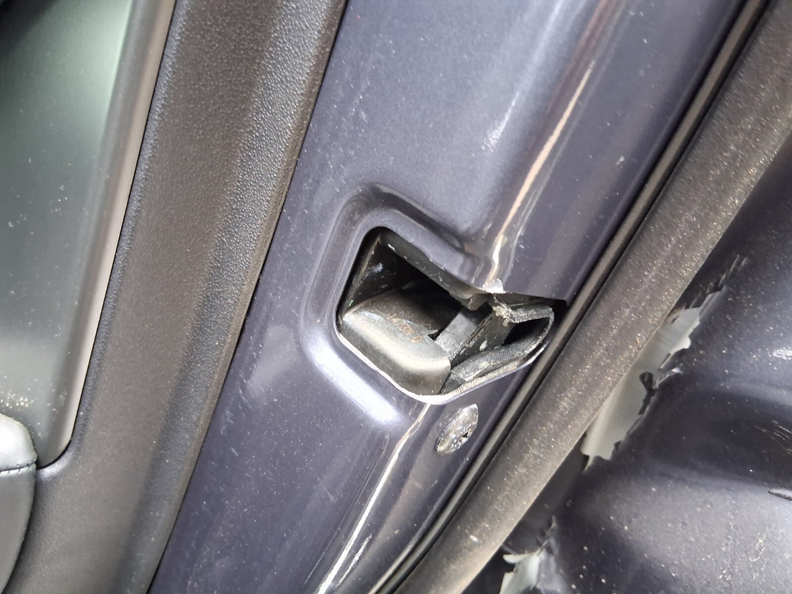 2024 RANGE ROVER VELAR P400e OSR DRIVER REAR DOOR LOCK MECHANISM