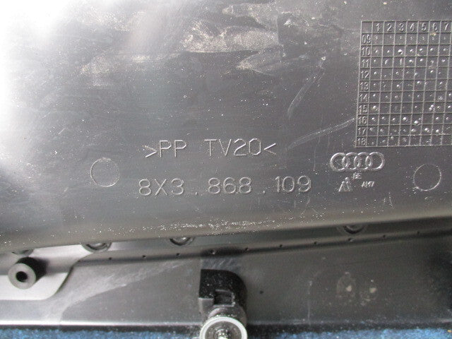 2018 AUDI A1 8X BLACK PASSENGER SIDE DOOR CARD 8X3868109