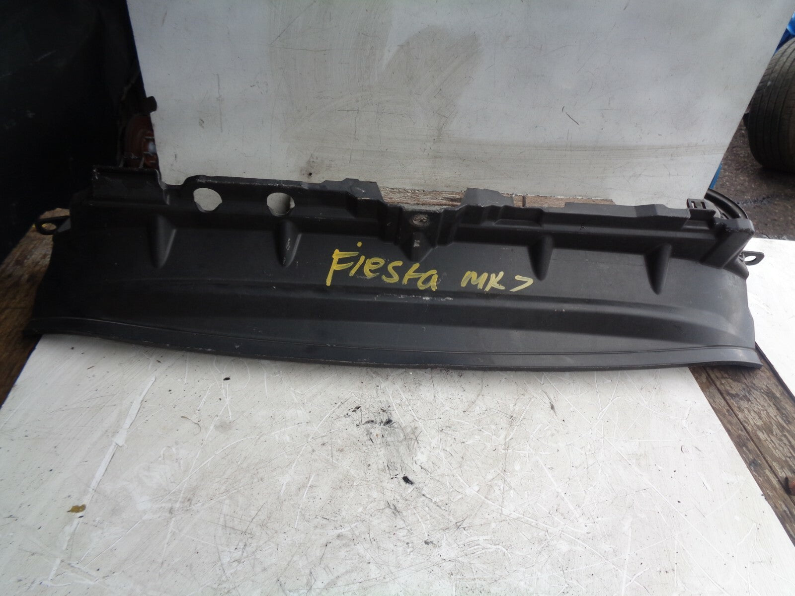 FORD FIESTA MK7 2017 1.2 PETROL FRONT PANEL UPPER TRIM COVER 8a61 a001a04 a