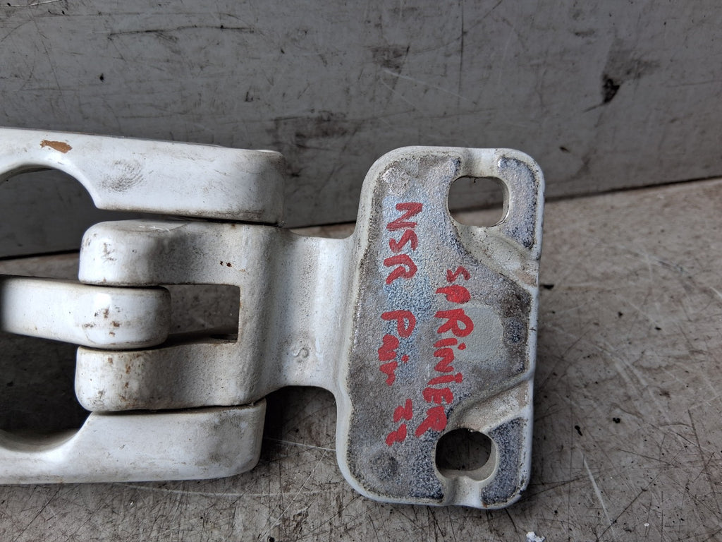 MERCEDES BENZ SPRINTER 2022 W907 NSR PASSENGER REAR DOOR HINGE PAIR A9107408900