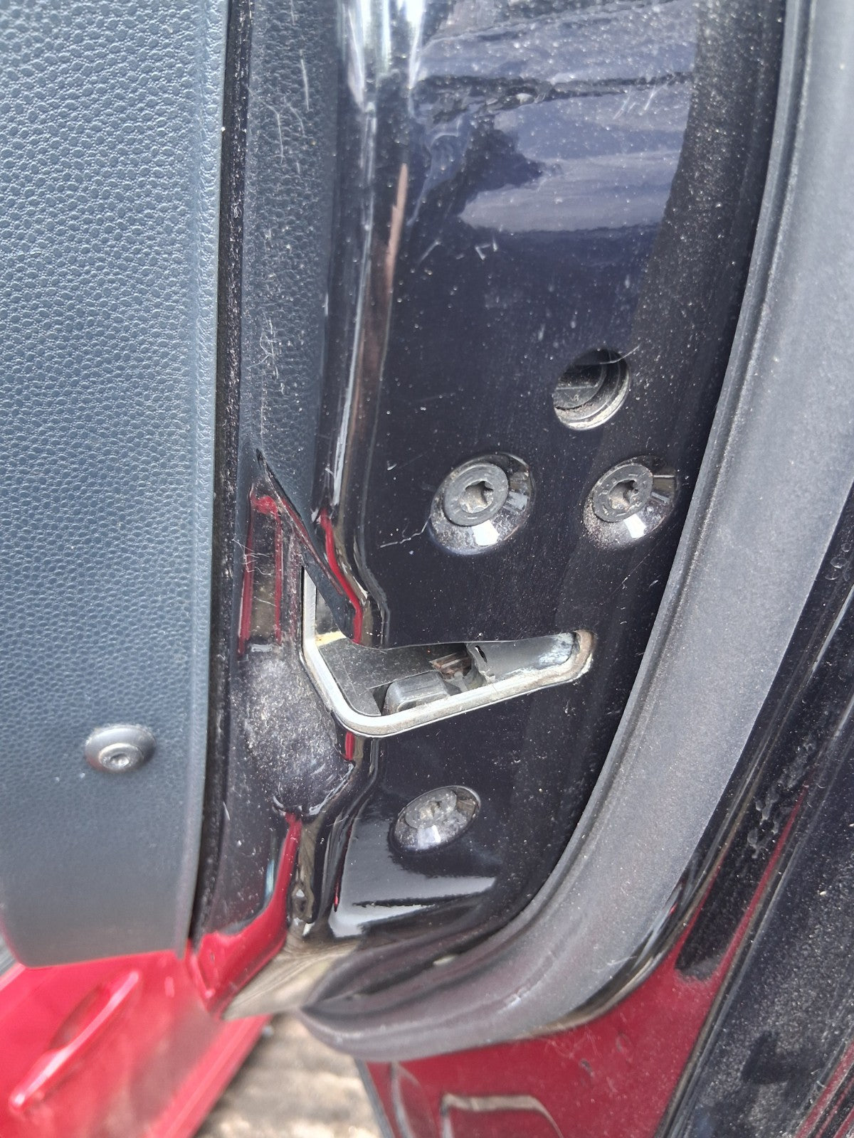 2012 FORD FIESTA MK7 5 DOOR OSF DRIVER SIDE FRONT RIGHT DOOR LOCK MECHANISM