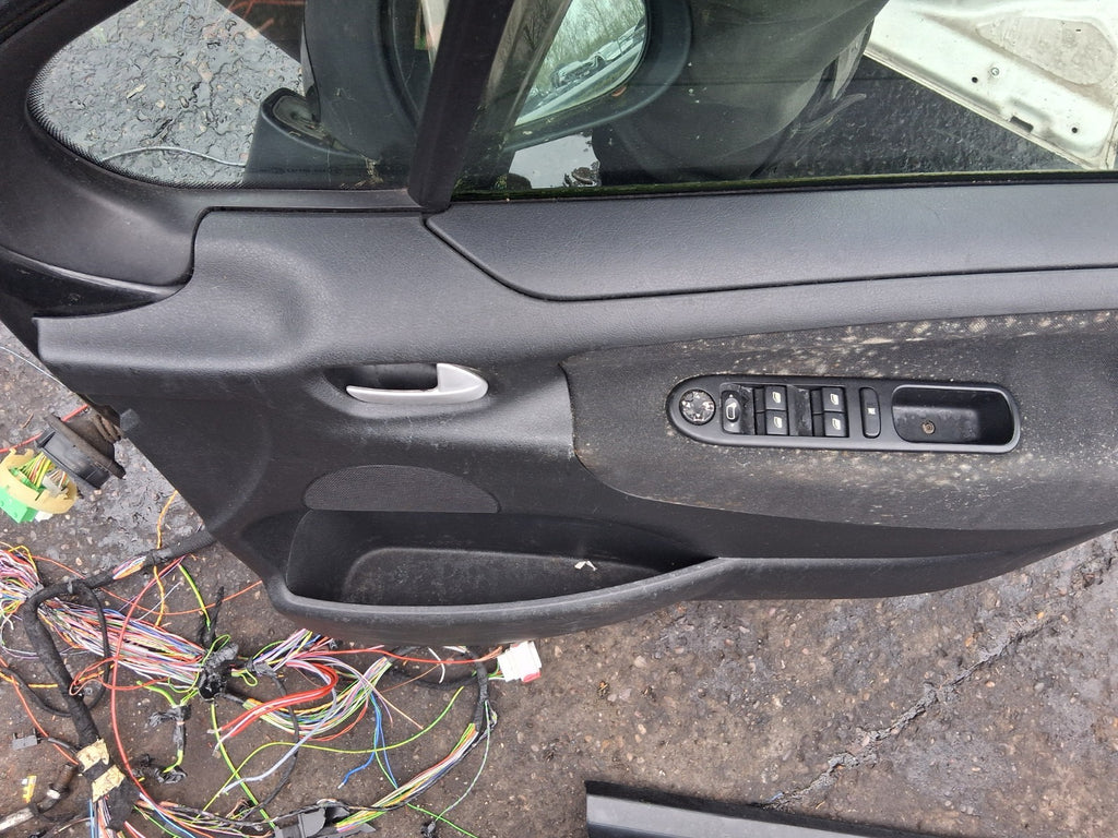 2012 PEUGEOT 207 OSF DRIVER SIDE FRONT RIGHT COMPLETE DOOR WITH WING MIRROR