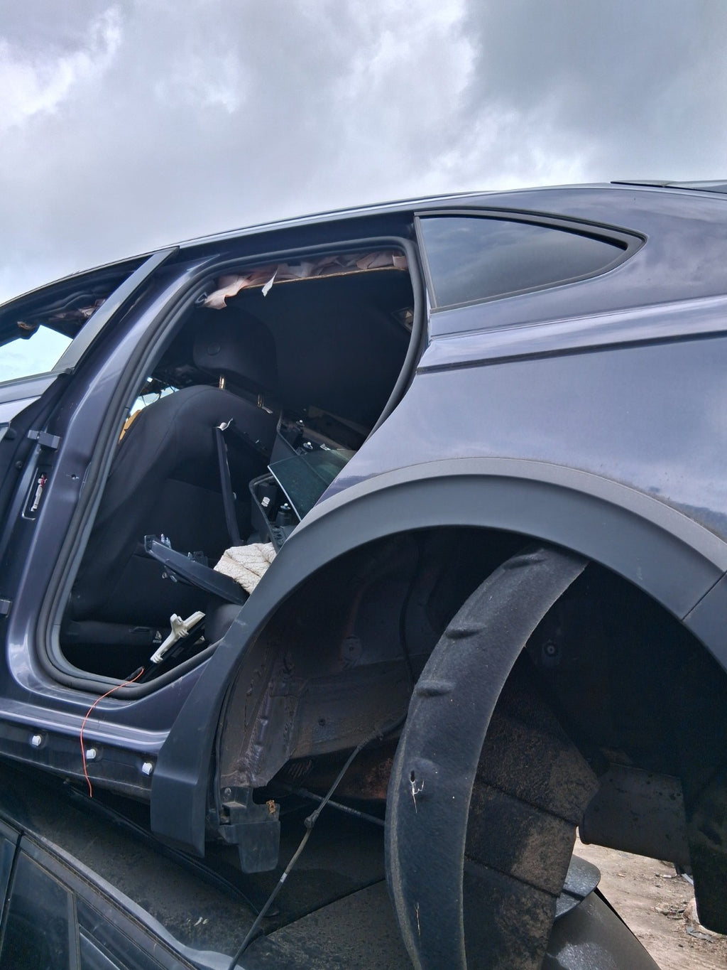 2023 VOLKSWAGEN TAIGO R LINE NSR PASSENGER SIDE REAR LEFT QUARTER PANEL CUT