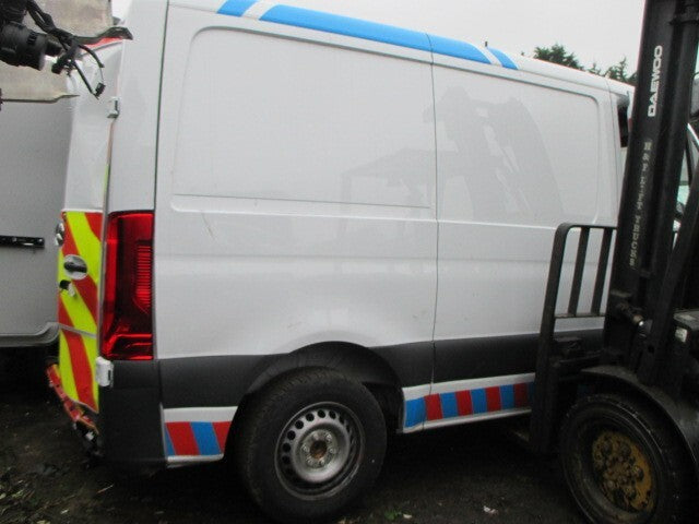 2024 MERCEDES BENZ SPRINTER W907 SWB DRIVER SIDE REAR QUARTER PANEL WHITE