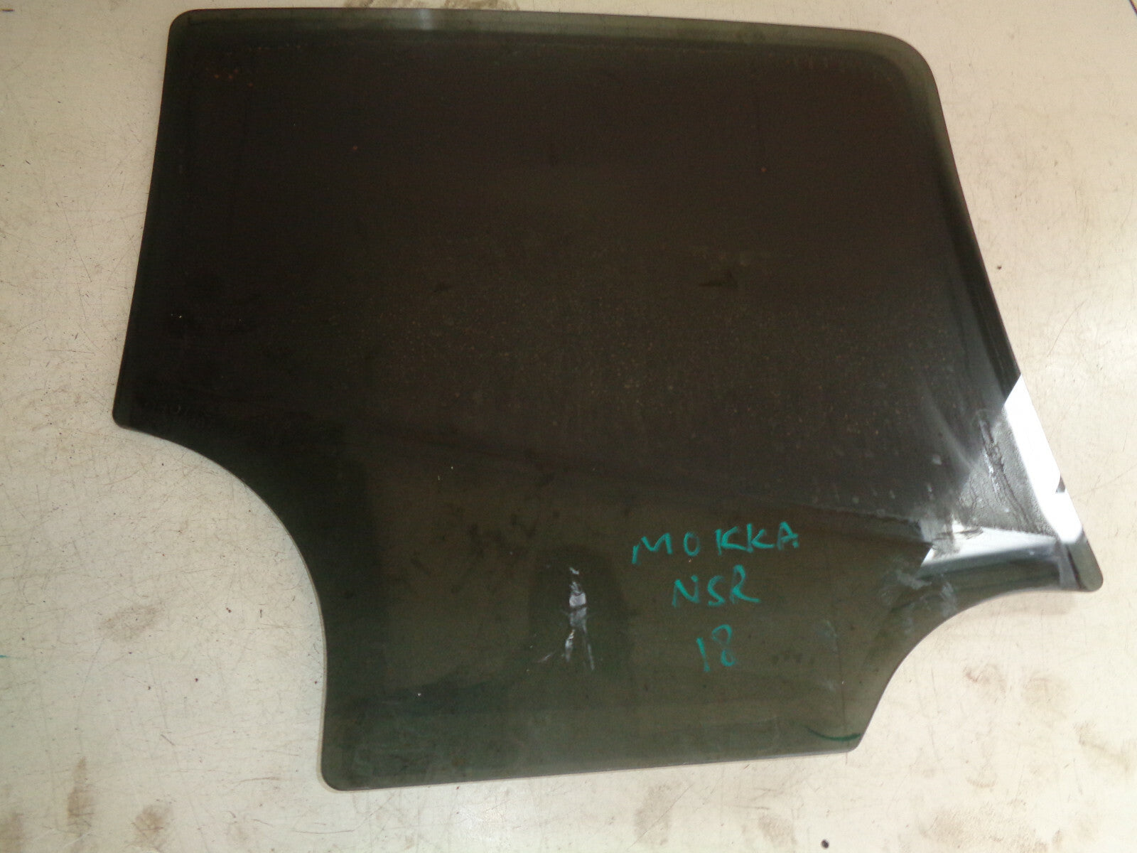 VAUXHALL MOKKA X 2018 NSR PASSENGER SIDE REAR DOOR WINDOW GLASS