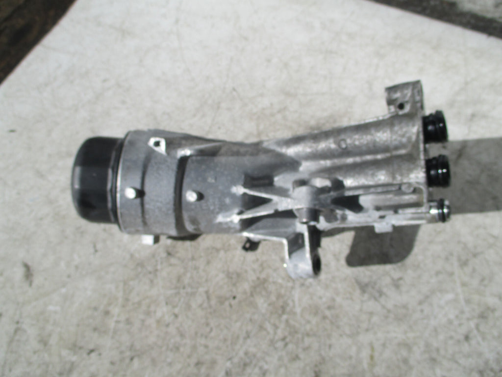 JAGUAR XE 2019 2.0 PETROL OIL FILTER HOUSING G4D36714A