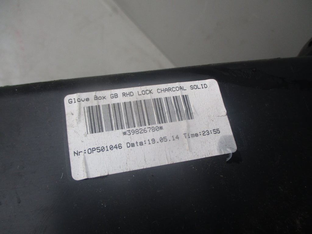 VOLVO V40 2013 MK2 GLOVE BOX 31393634