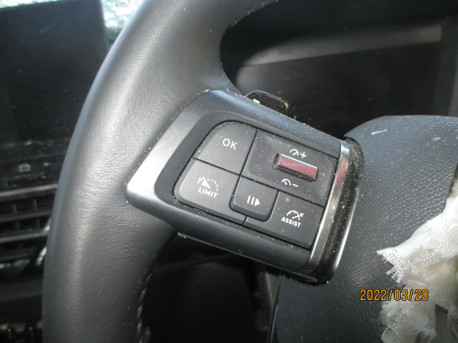 CITROEN C4 MK3 2021 3 SPOKE MULTIFUNCTION LEATHER STEERING WHEEL