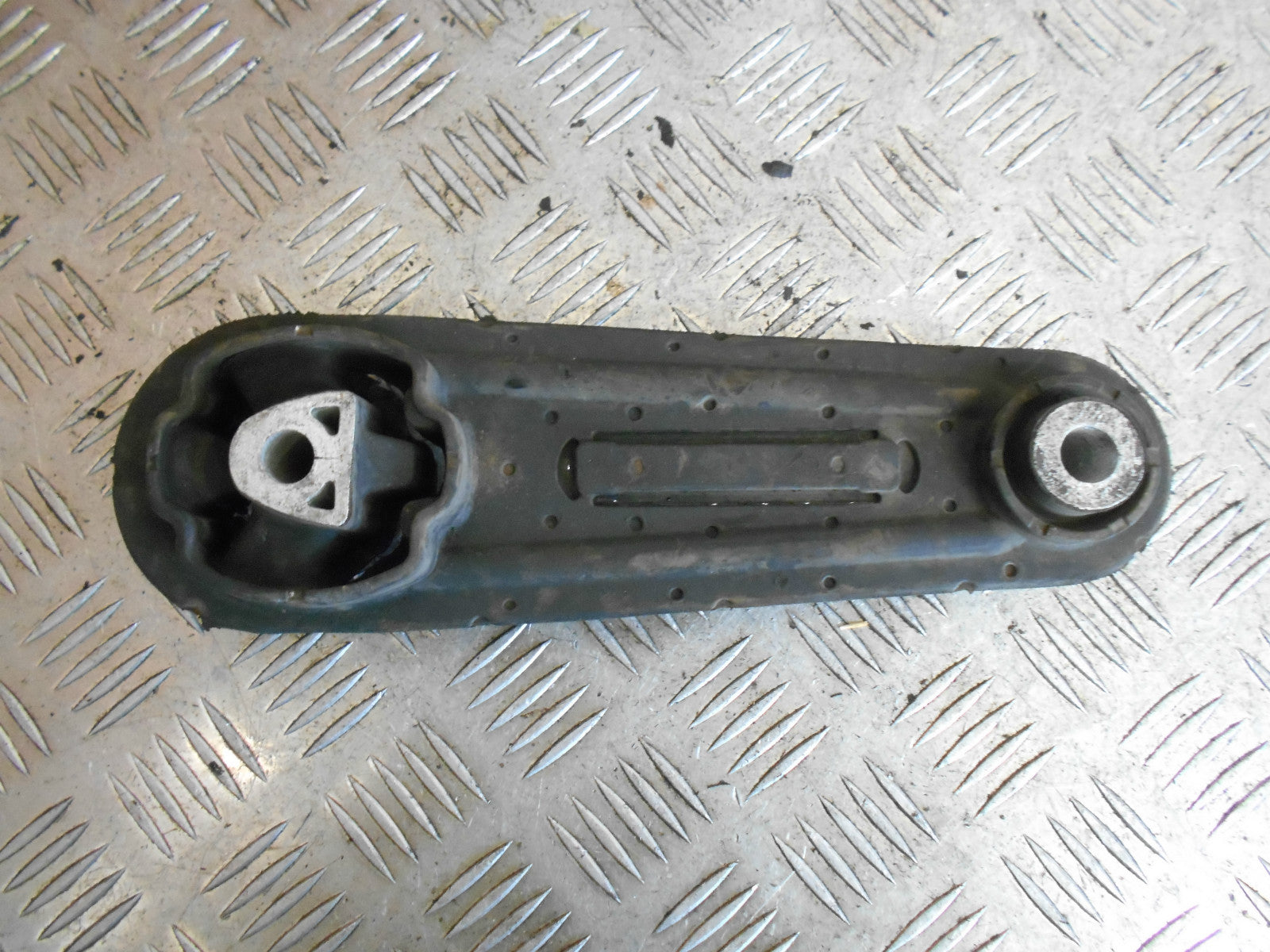 RENAULT SCENIC MK2 2003 1.6 GEARBOX MOUNT 29397629