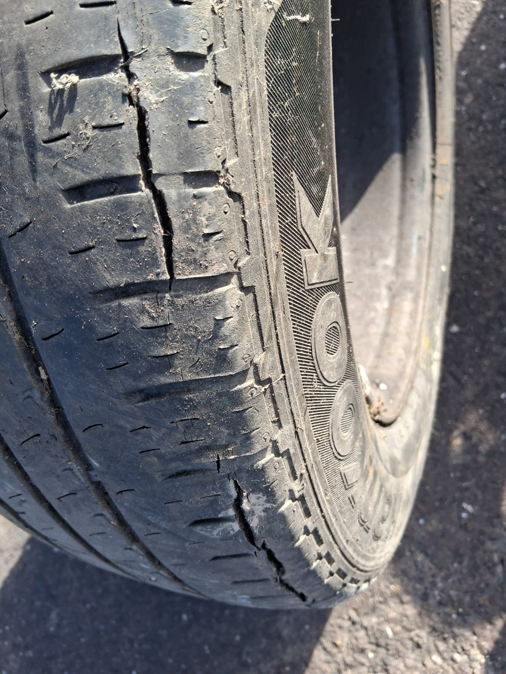 2021 FORD TRANSIT MK8 16 INCH STEEL WHEEL WITH TYRE 215/65R16