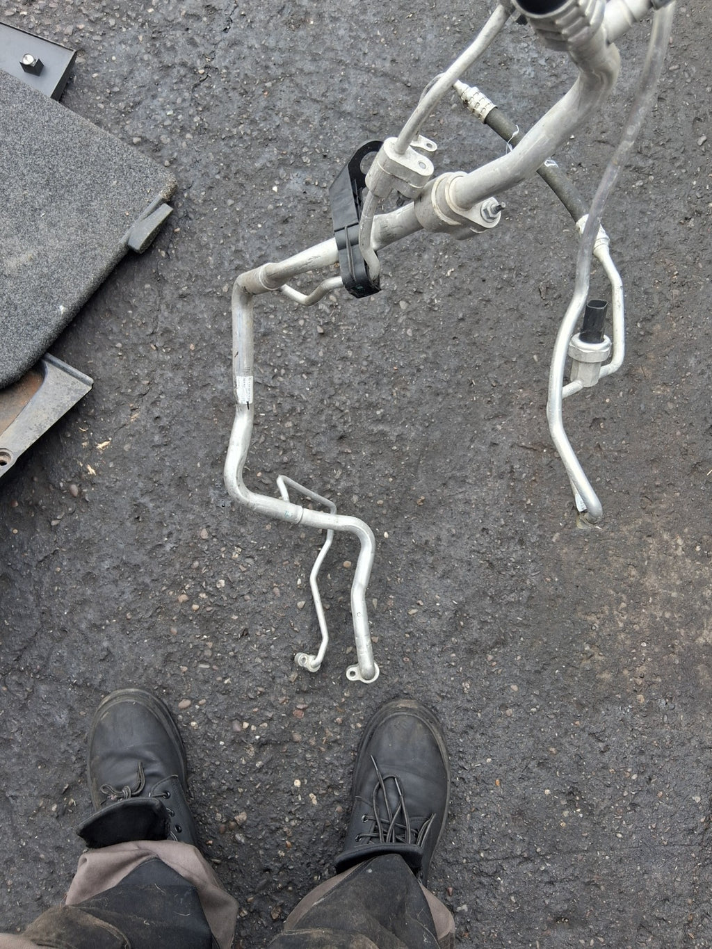 2015 MERCEDES BENZ SPRINTER W906 2.1 DIESEL AIR CON PIPE A2468302615