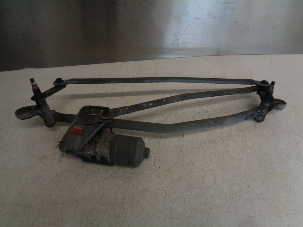 MAZDA 3 2006 FRONT WINDSCREEN WIPER MOTOR LINKAGE B32H6737X