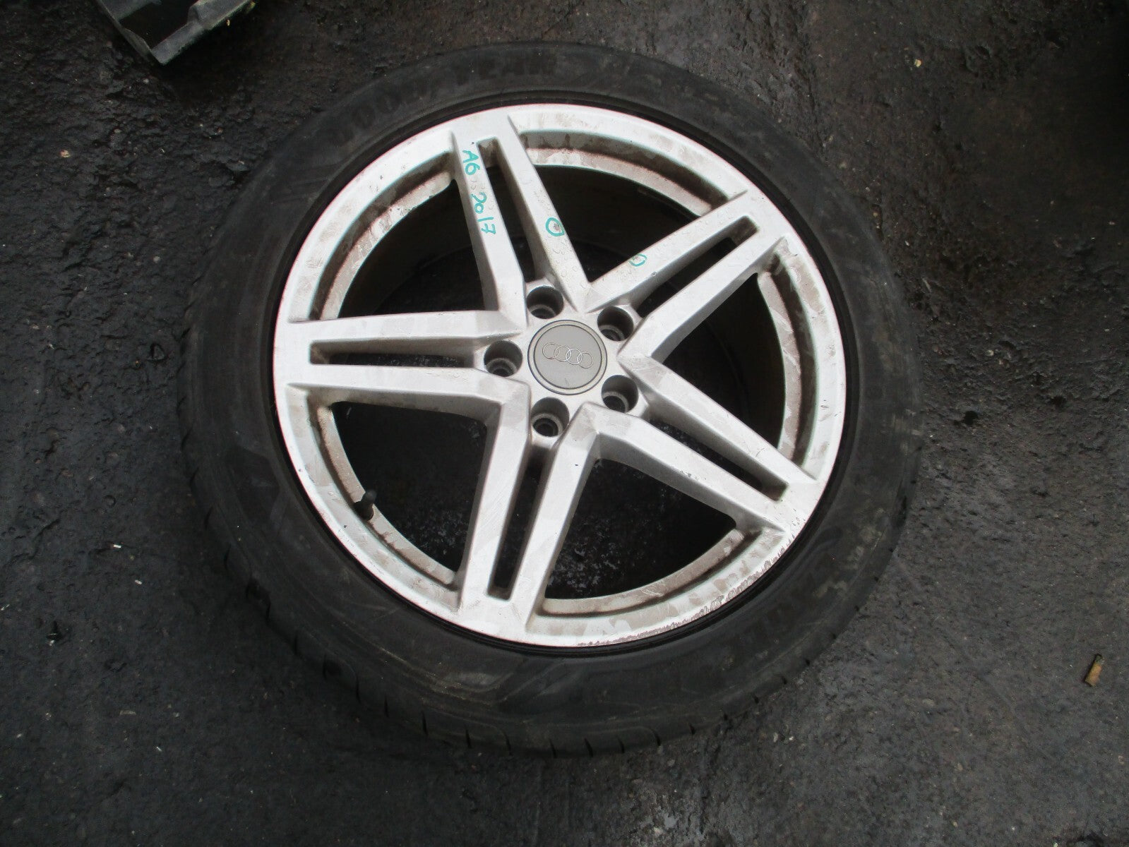 2017 AUDI A6 C7 18 INCH ALLOY WHEEL WITH TYRE 245/45R18 4G0601025CP REF 4