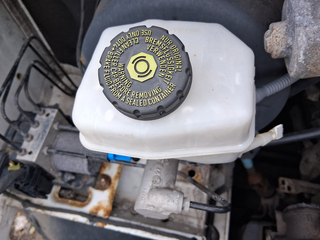 2016 MERCEDES SPRINTER MK2 W906 2.1 DIESEL BRAKE SERVO RESERVOIR