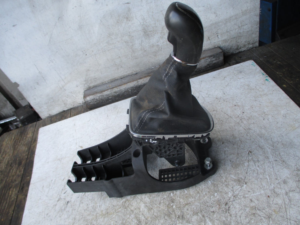 VAUXHALL ASTRA MK7 2018 MANUAL GEAR STICK KNOB 55497889
