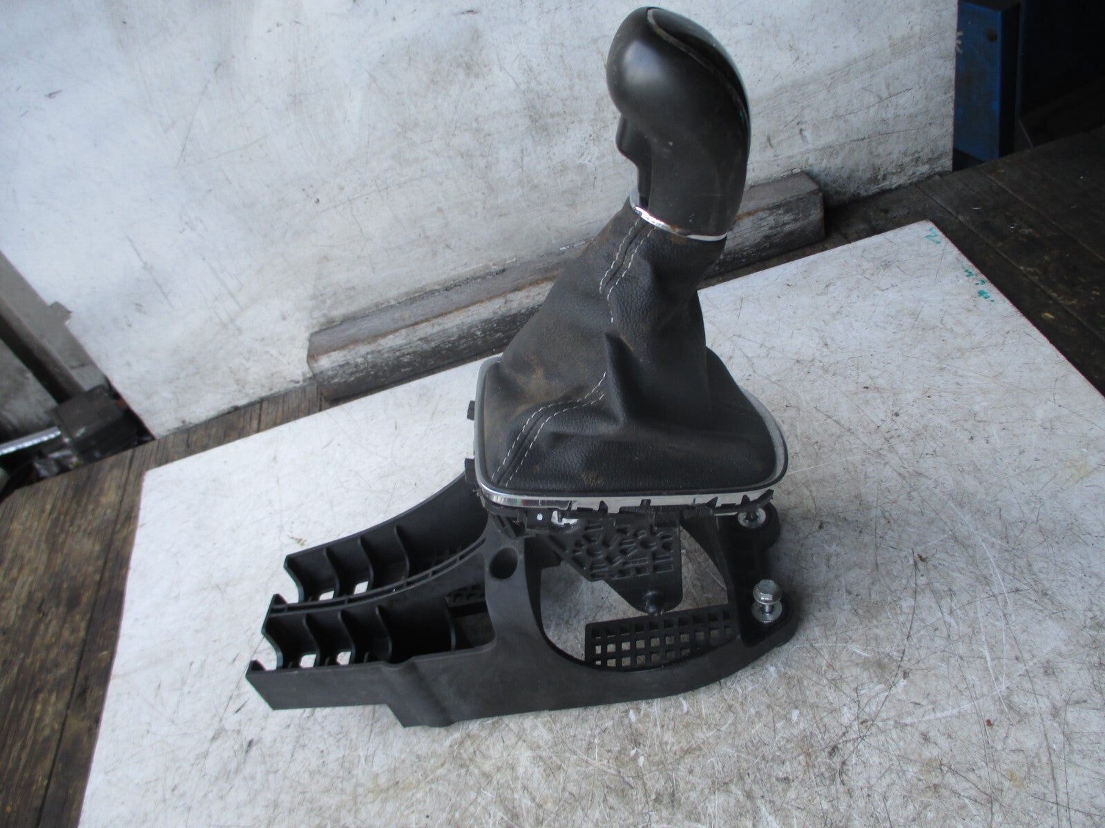 VAUXHALL ASTRA MK7 2018 MANUAL GEAR STICK KNOB 55497889