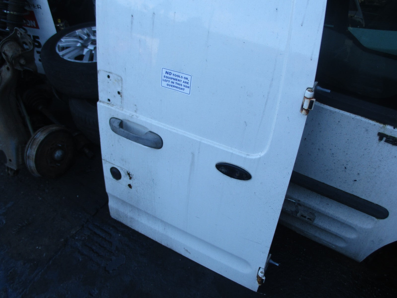 FORD TRANSIT CONNECT 2006 OSR DRIVER SIDE REAR COMPLETE DOOR