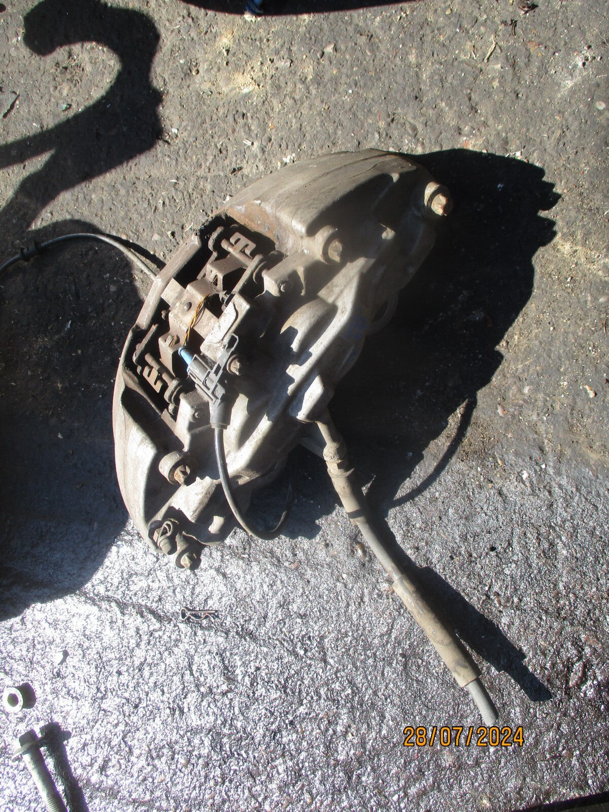 MERCEDES BENZ W205 2017 OSF DRIVER SIDE FRONT BRAKE CALIPER
