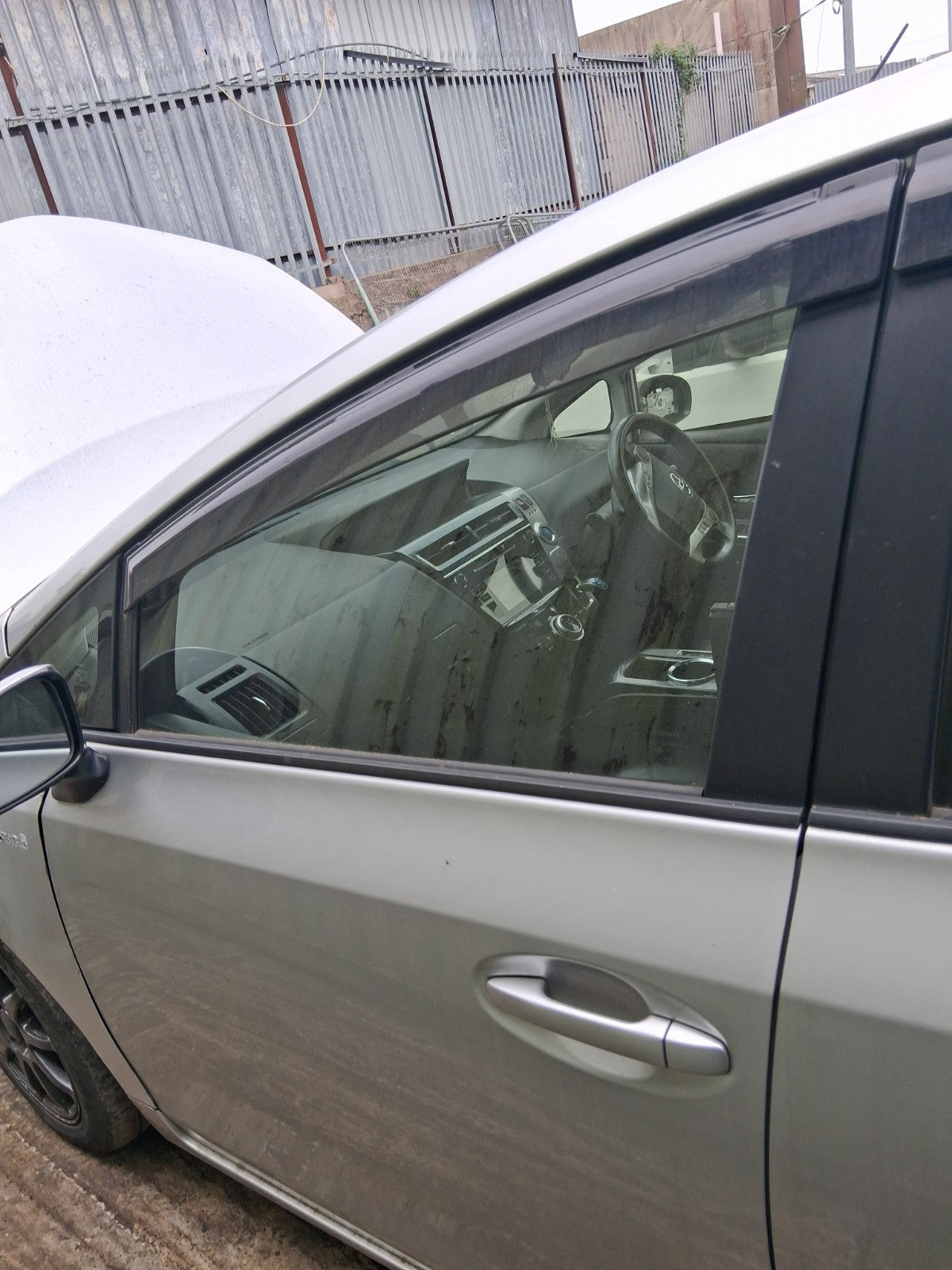 2018 TOYOTA PRIUS V PLUS XW40 NSF PASSENGER SIDE FRONT LEFT BARE DOOR SILVER