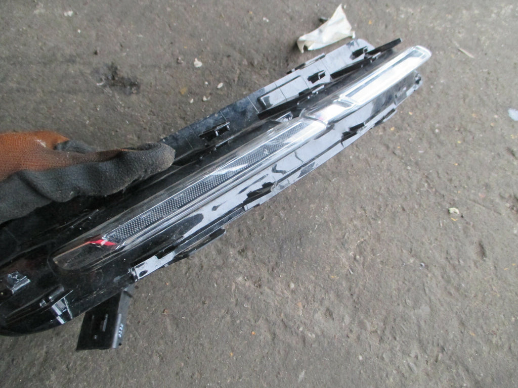 CITROEN C5 AIRCROSS 2019 OSF DRIVER SIDE FRONT DRL 9818005080 DAMAGED