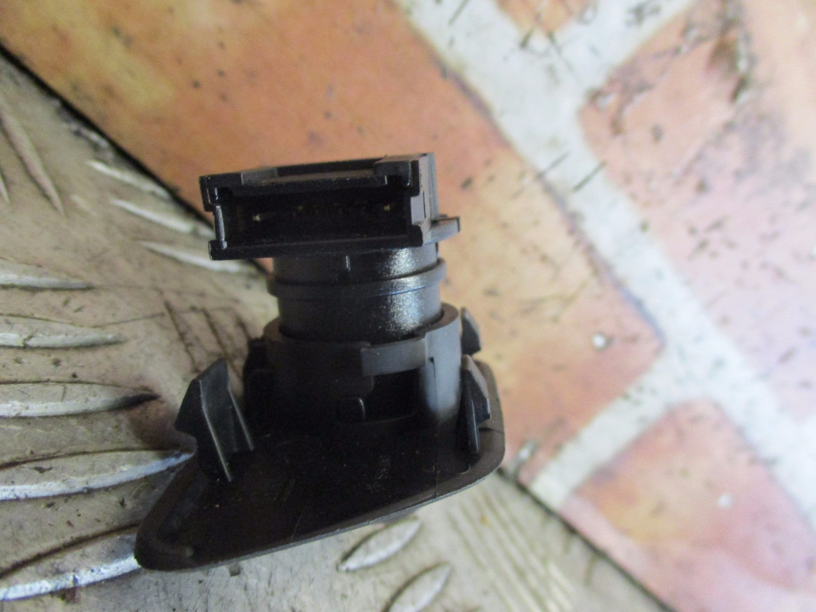 VAUXHALL VIVA 2015 SECURITY LAMP 13578460