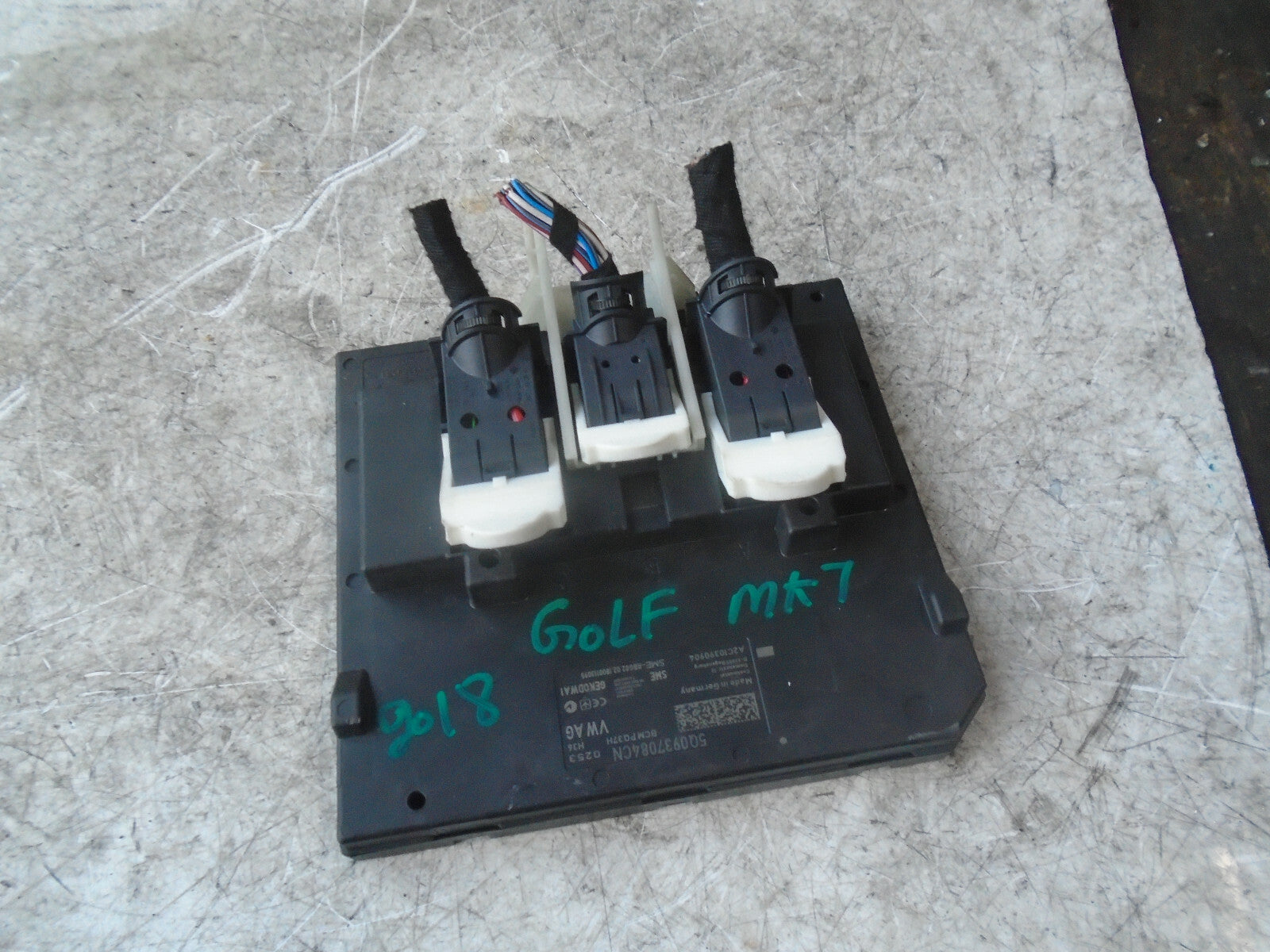 2018 VOLKSWAGEN GOLF MK7 2.0 AUTO BCM BODY CONTROL MODULE 5Q0937084CN