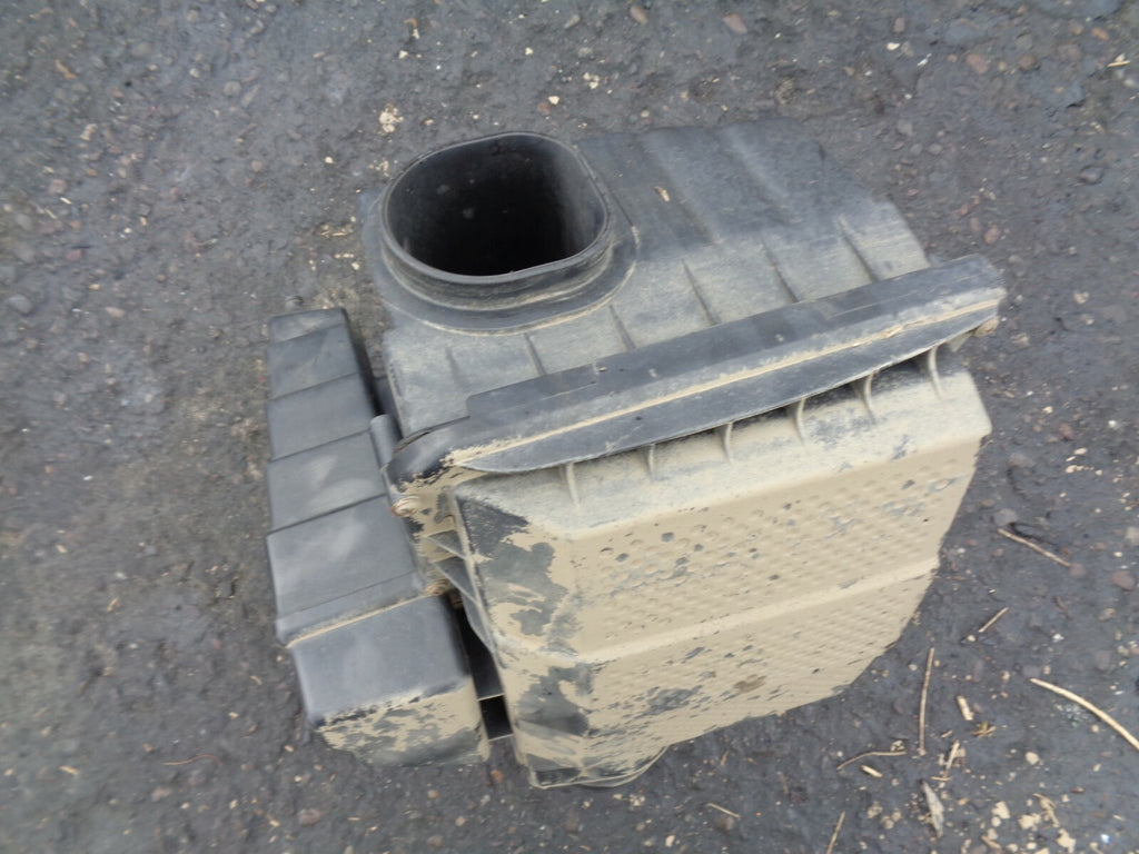 LAND ROVER DISCOVERY 2005 3 2.7 V6 AIR FILTER BOX 4619685911