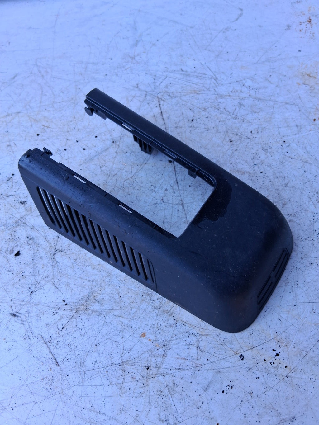 2016 MERCEDES SPRINTER W906 INTERIOR REAR VIEW MIRROR TRIM COVER A9108210400