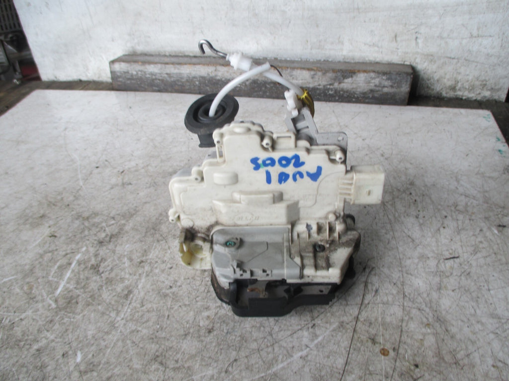 AUDI A3 2005 8P NS PASSENGER SIDE DOOR LOCK MECHANISM