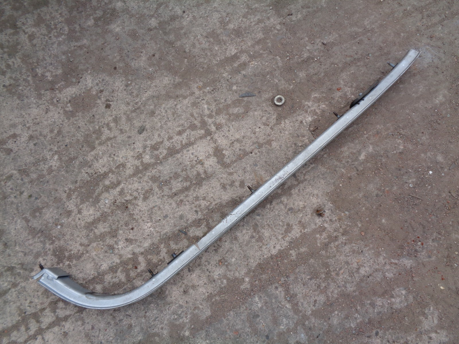 PEUGEOT 1007 KM 2005 NS PASSENGER SIDE UPPER TOP DOOR RUNNERS RUNNER RAIL BAR