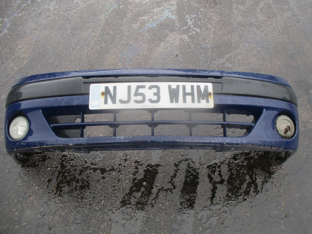 2003 RENAULT MEGANE SCENIC FIDJI DCI FRONT BUMPER COMPLETE WITH FOG LIGHTS