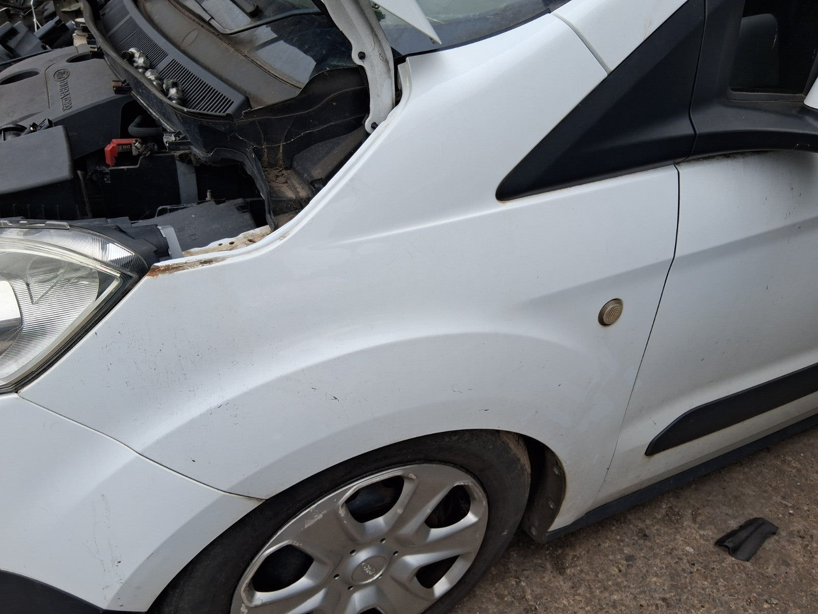 2015 FORD TRANSIT COURIER MK1 NSF PASSENGER SIDE FRONT WING PANEL WHITE