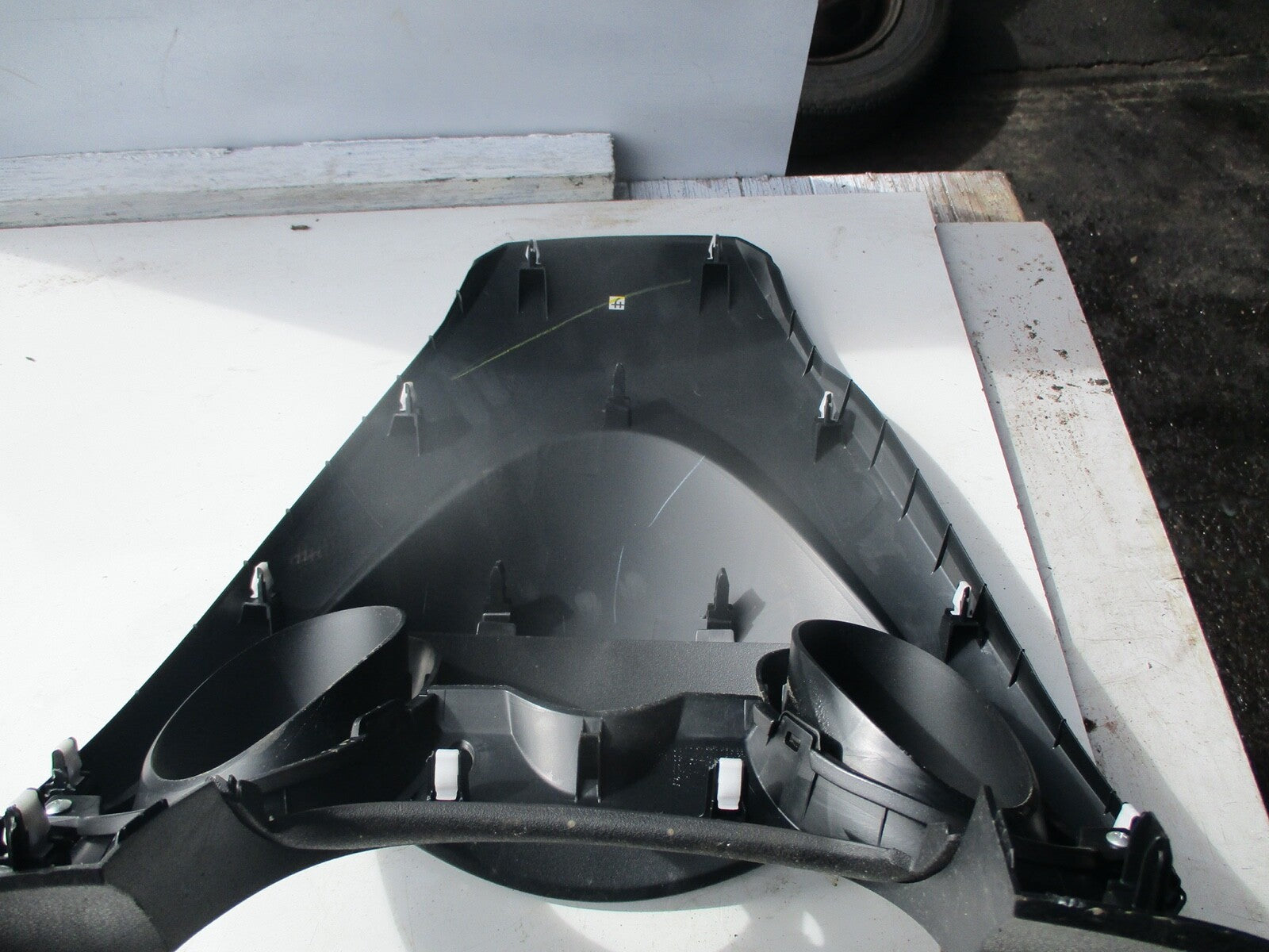 HONDA JAZZ MK3 2014 CENTE DASH SPEEDOMETER SURROUND 77200 TF0 00