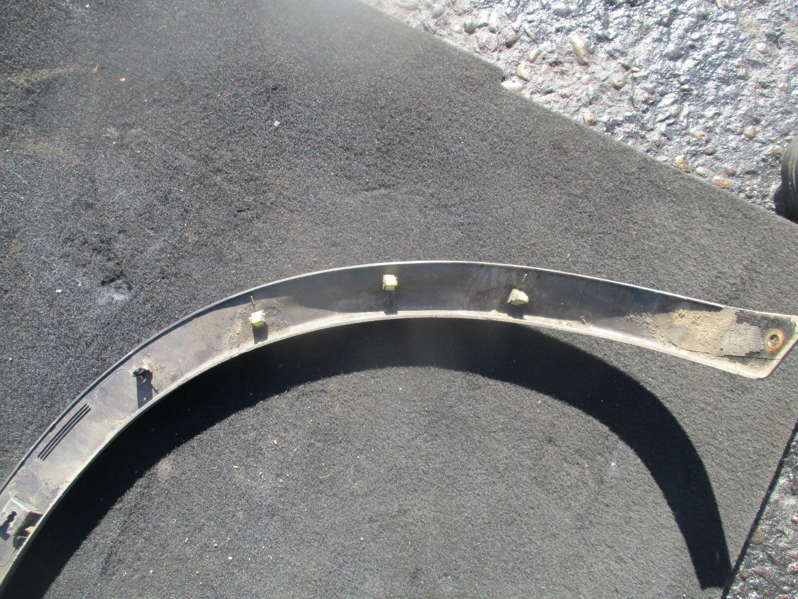 2012 NISSAN QASHQAI J10 OSR DRIVER SIDE REAR WHEEL ARCH MOULDING TRIM 93828BR