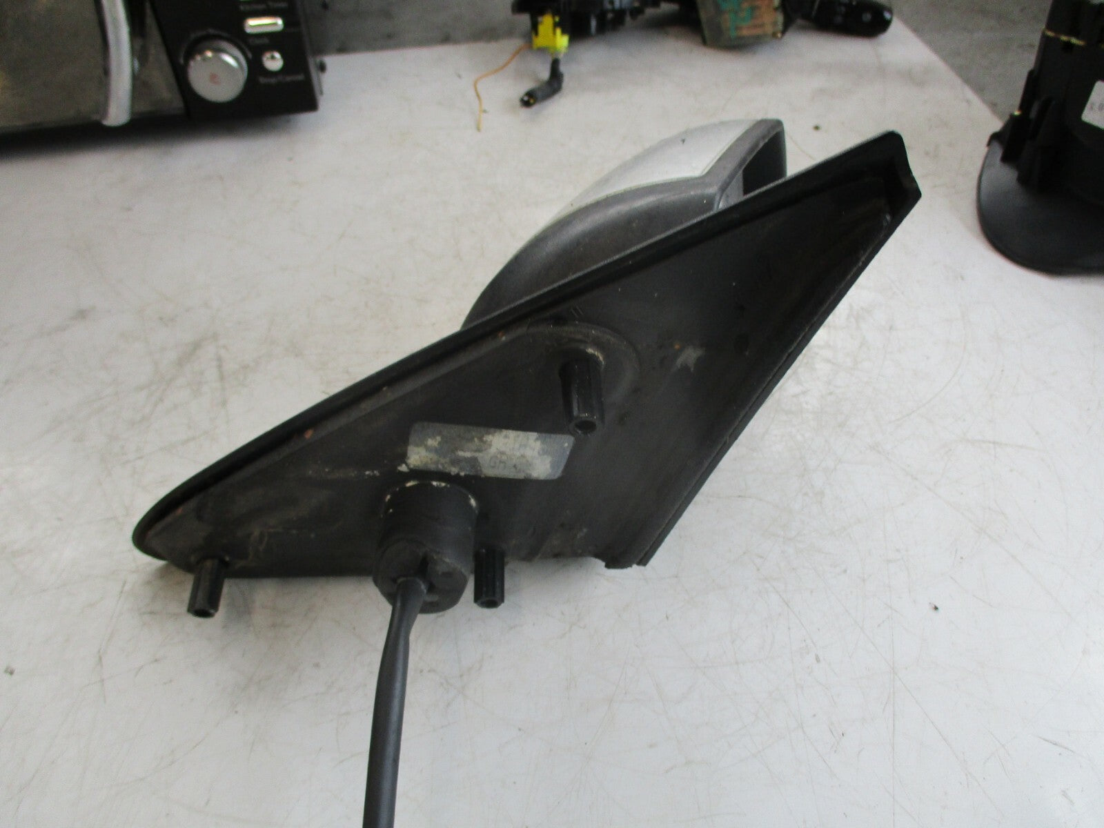 FORD MONDEO MK3 WING DOOR MIRROR DRIVER SIDE ELECTRIC OS SILVER