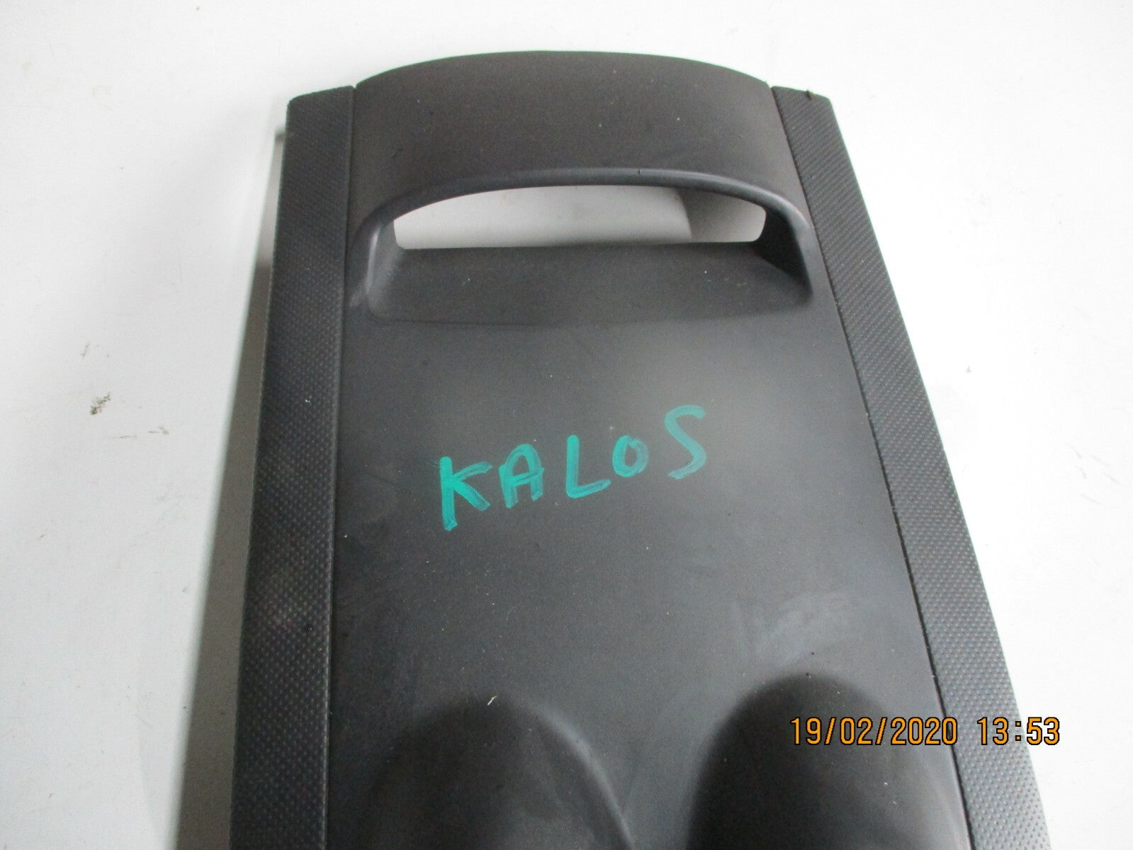 CHEVROLET KALOS 2007 DASHBOARD AIR VENT SWITCH SURROUND PLASTIC TRIM 96537685