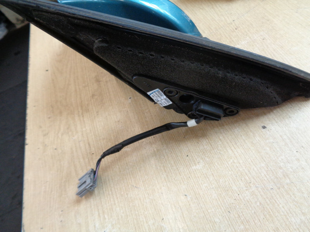 NISSAN PRIMERA 2004 P12 FRONT PASSENGER SIDE WING MIRROR GREEN 96302 AU365