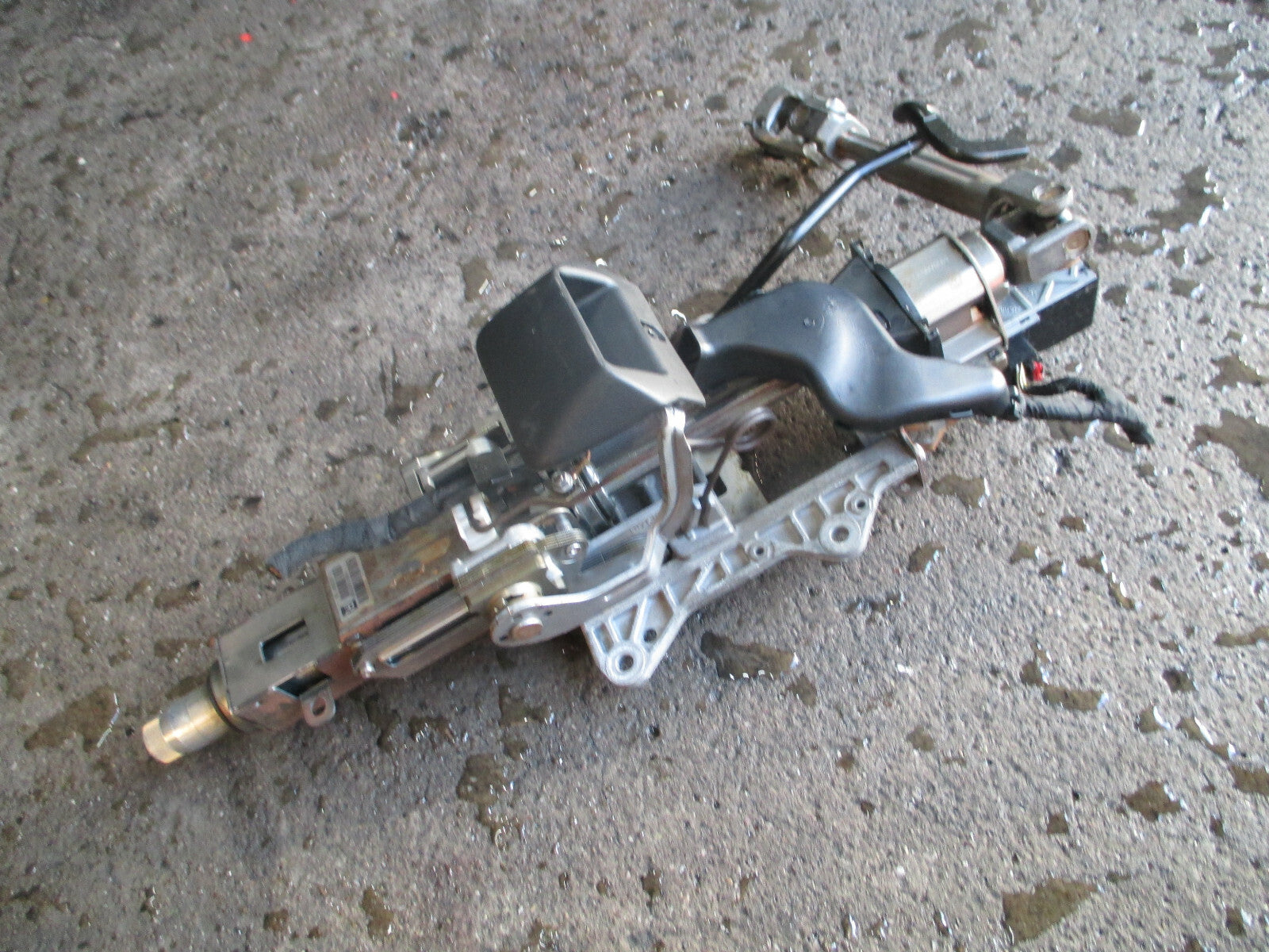VW VOLKSWAGEN PASSAT 2014 B7 2.0 DIESEL STEERING COLUMN 3C2419501S
