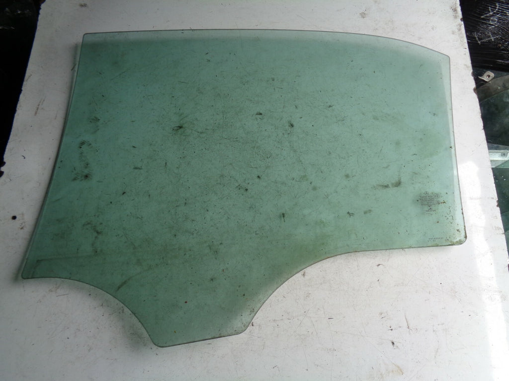 MERCEDES BENZ C CLASS W204 2012 REAR DRIVER SIDE DOOR WINDOW GLASS