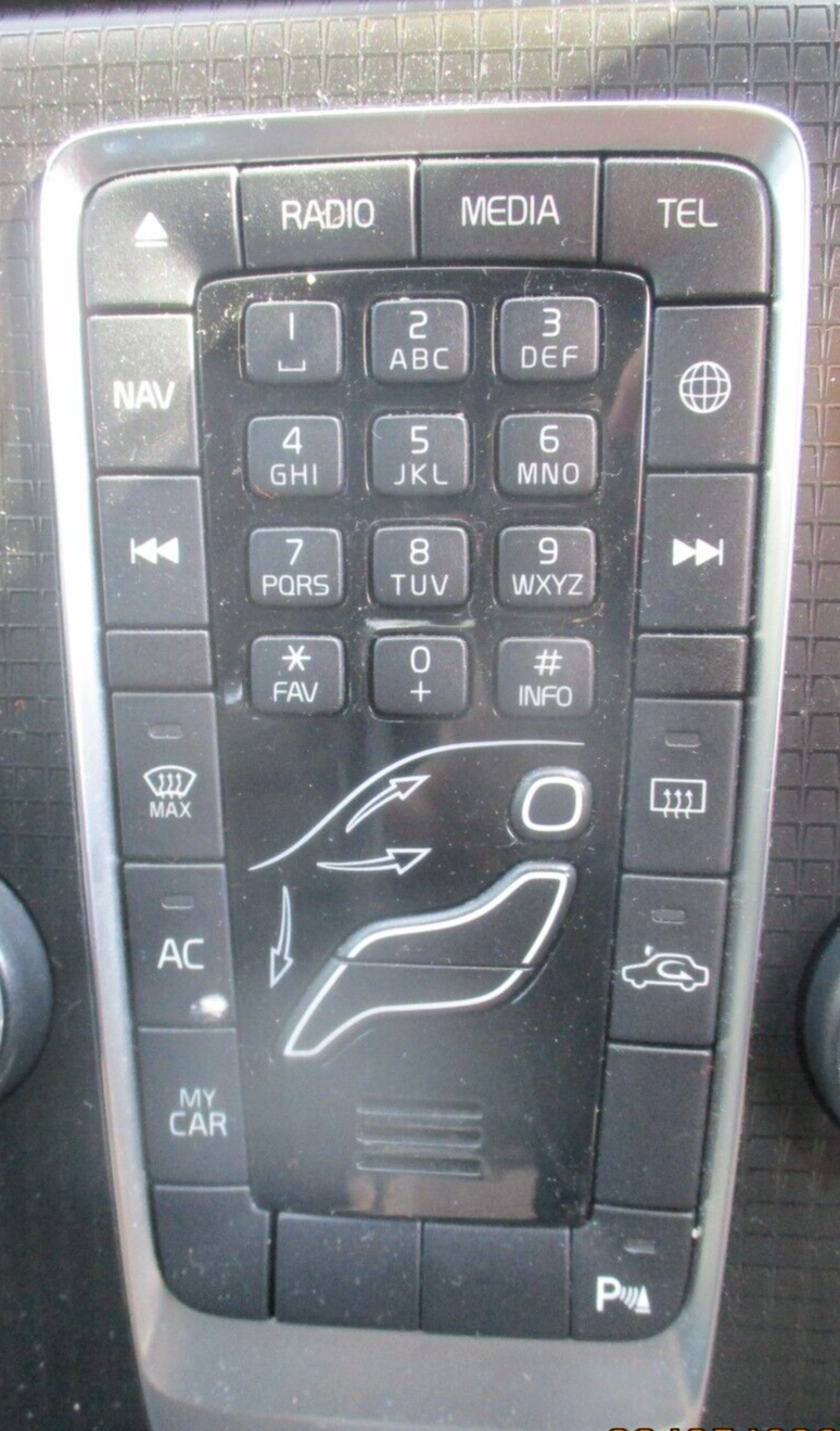 2016 VOLVO V40 R DESIGN CENTRE CONSOLE SWITCH PANEL AND CONTROLS