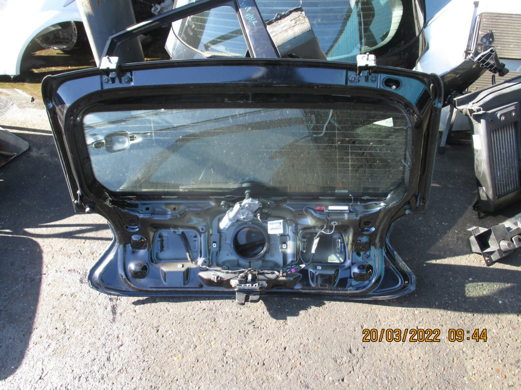 VOLKSWAGEN POLO 2019 MK6 AW REAR COMPLETE TAILGATE BLACK