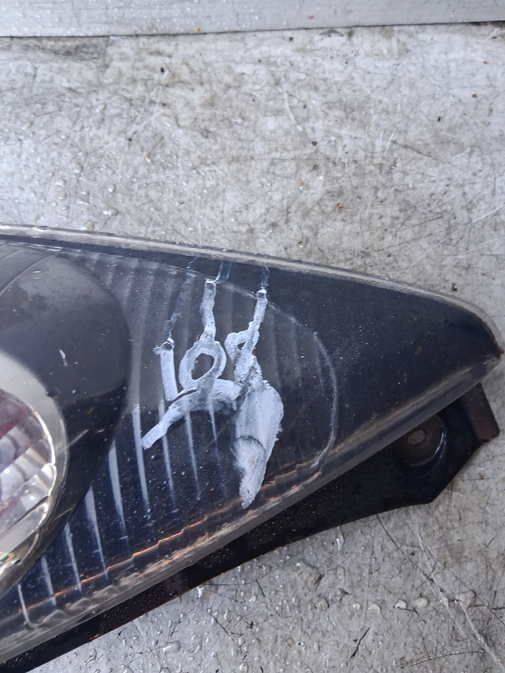 2008 PEUGEOT 108 NSR PASSENGER SIDE REAR LEFT TAIL LIGHT