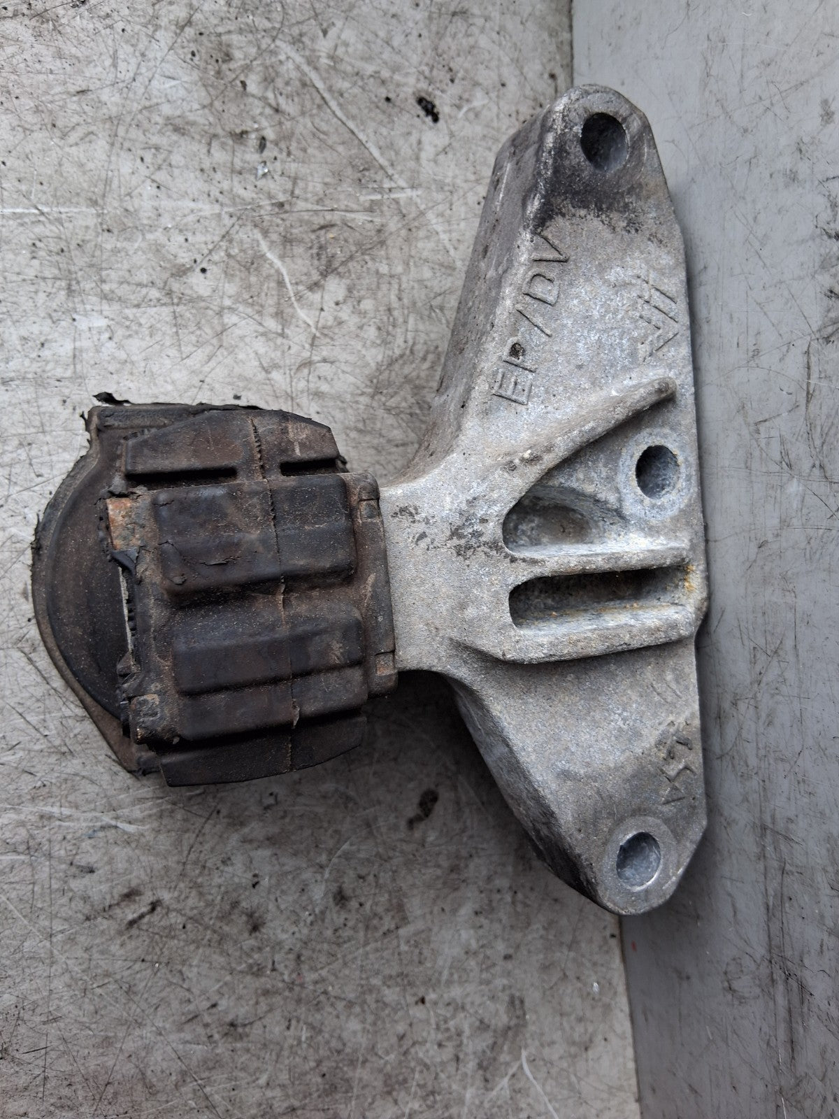 2023 CITROEN BERLINGO MK3 K9 ENGINE MOUNT