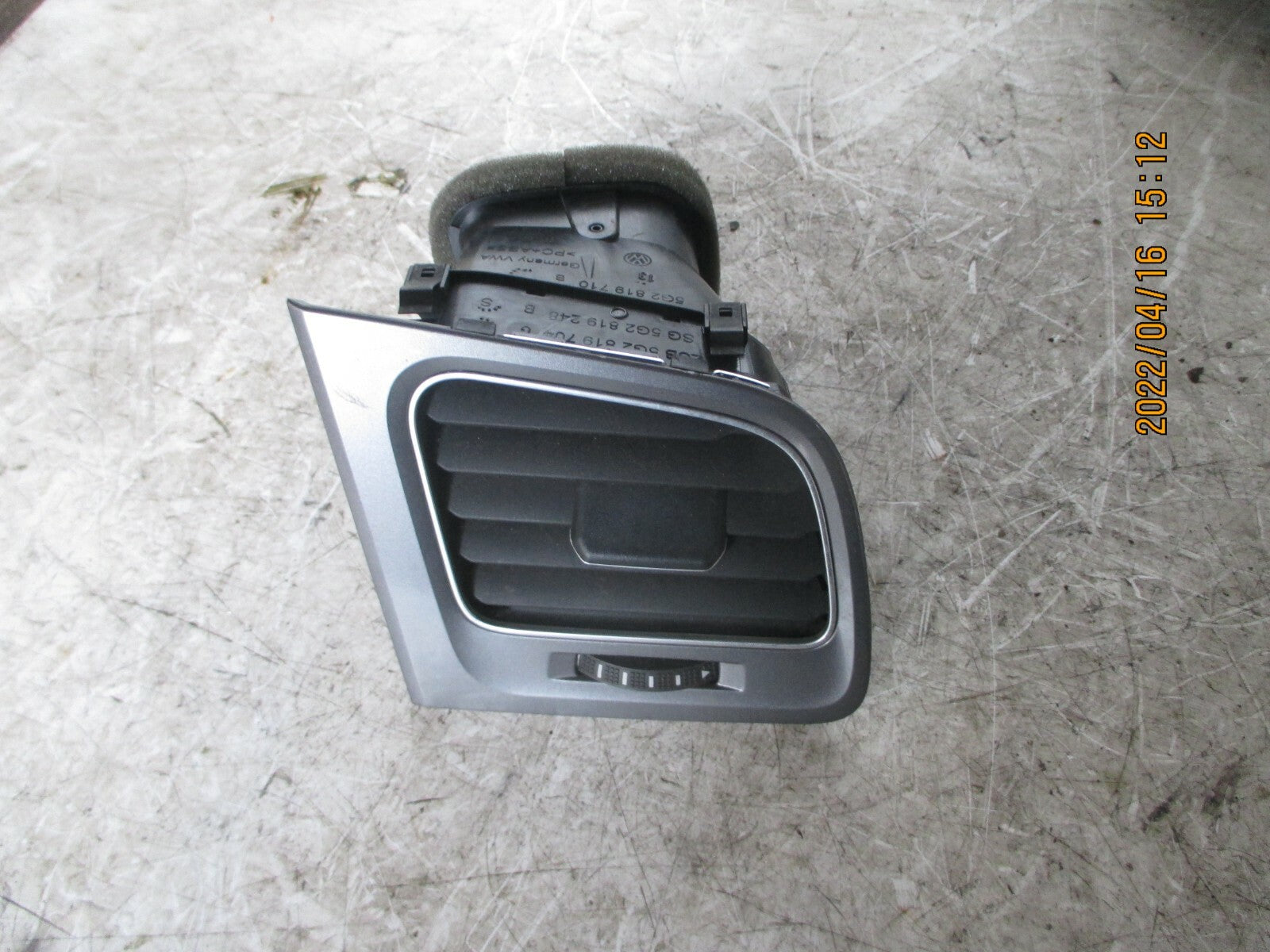 VW VOLKSWAGEN GOLF 2018 MK7 OSF FRONT DRIVER SIDE AIR VENT 5G2819704