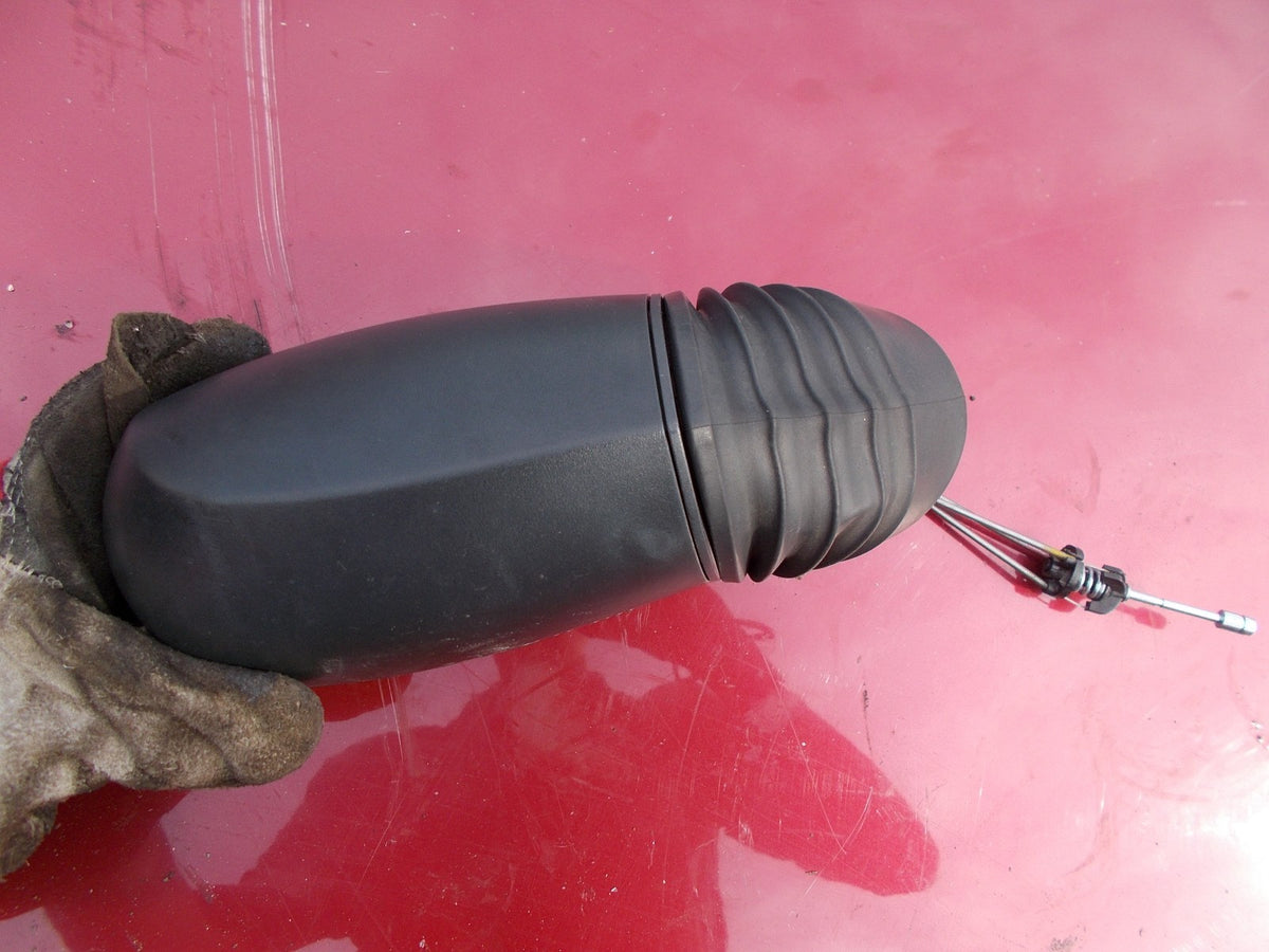 FIAT PUNTO NS/ PASSENGER SIDE MANUAL WING MIRROR E11026289