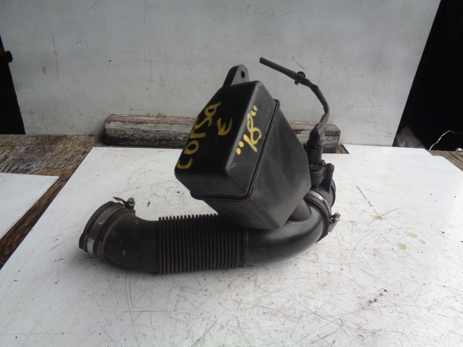 2018 VAUXHALL CORSA E 1.4 PETROL AIR INTAKE BOX AND PIPE 13427558