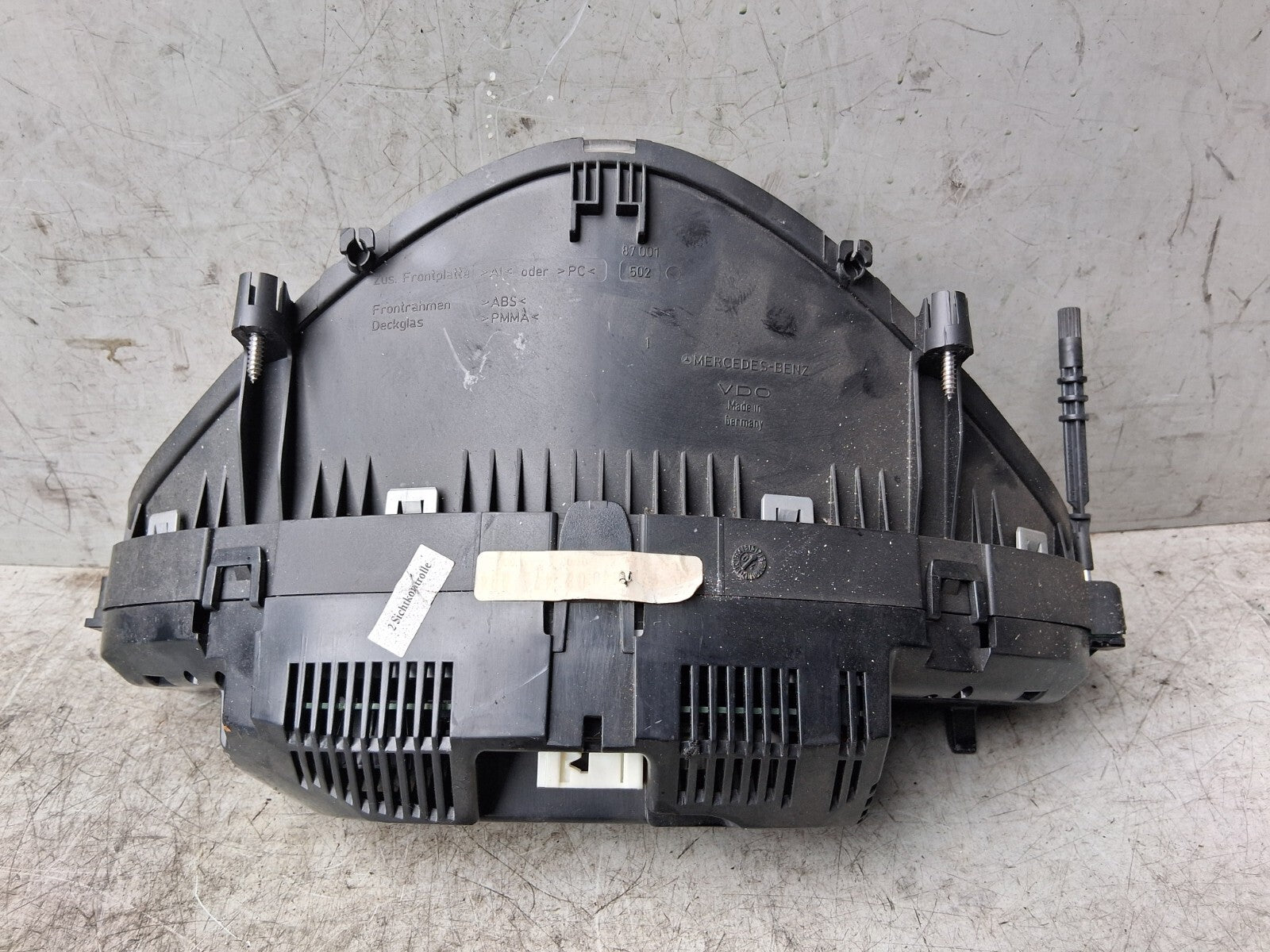 2004 MERCEDES E CLASS W211 SPEEDOMETER INSTRUMENT CLUSTER A2115400847