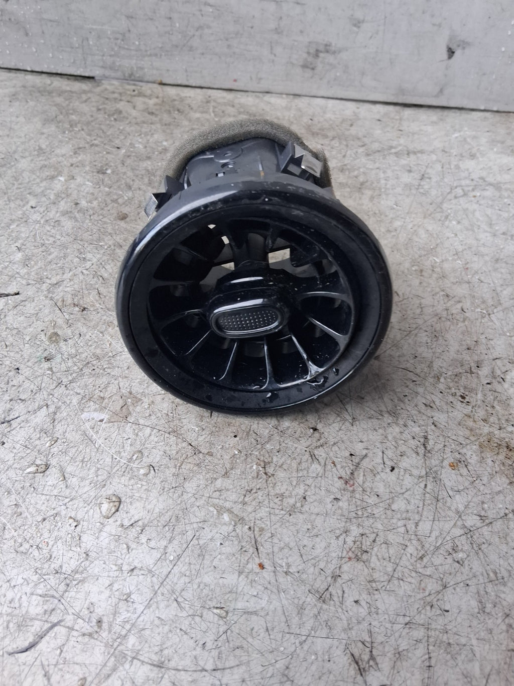 2023 MERCEDES SPRINTER FRONT DASHBOARD CENTRE AIR VENTS T1618811A