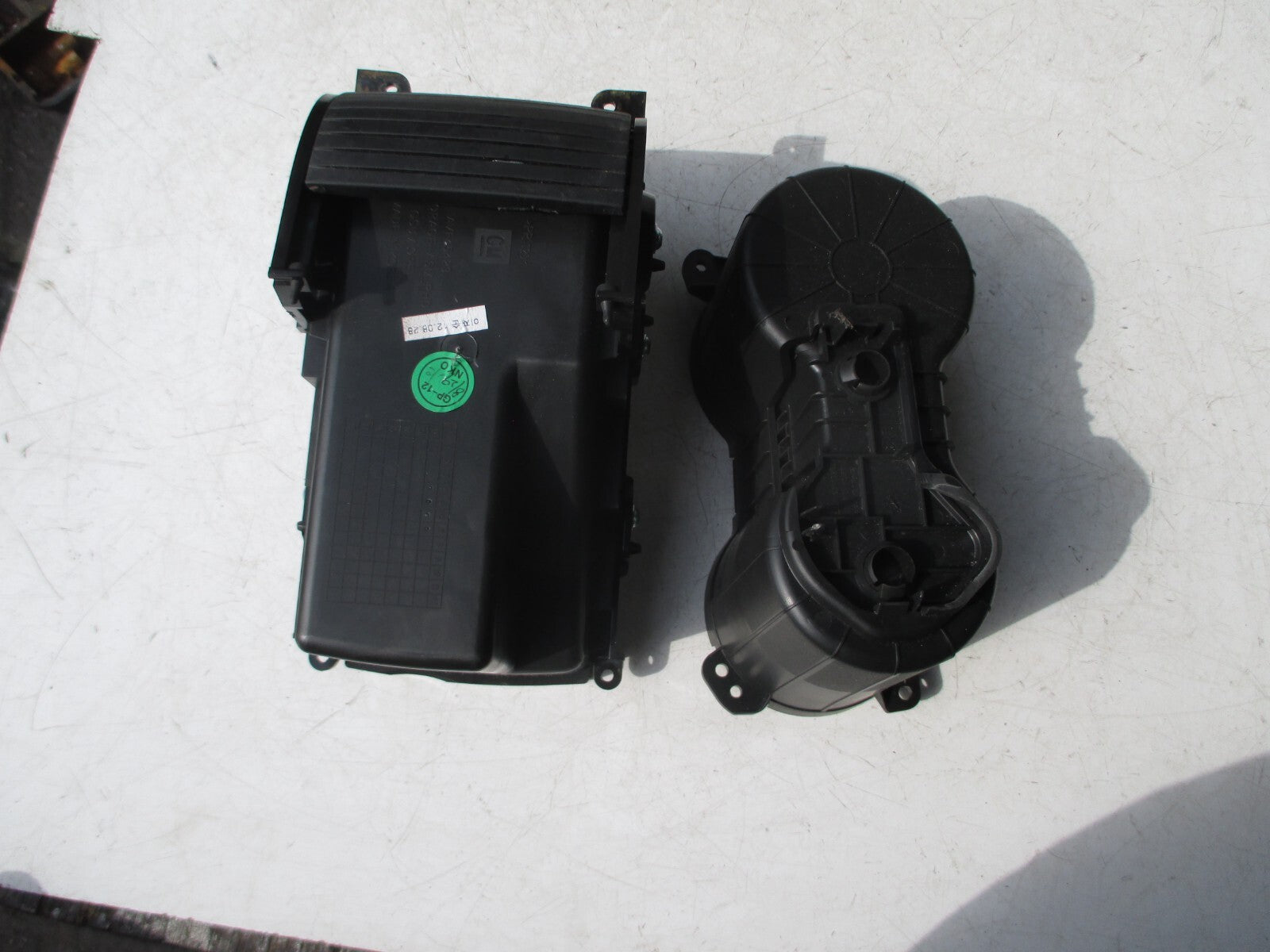 VAUXHALL MOKKA 2013 CENTRE CONSOLE TRAY CUP HOLDER SLIDING TRIMAVF45423 95187295