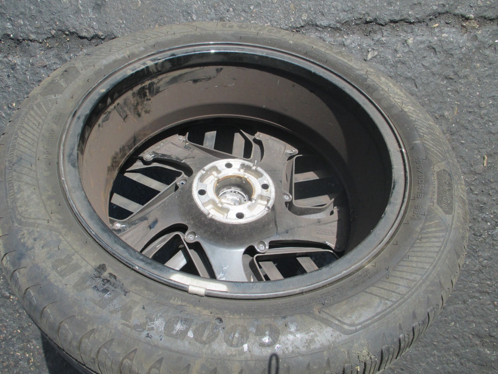 CITROEN C4 MK3 2021 18 INCH ALLOY WHEEL WITH TYRE 195/60R18